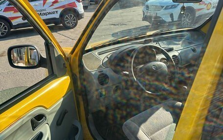 Renault Kangoo II рестайлинг, 2002 год, 125 500 рублей, 13 фотография