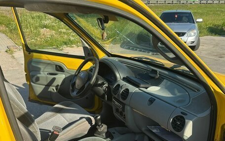 Renault Kangoo II рестайлинг, 2002 год, 125 500 рублей, 11 фотография