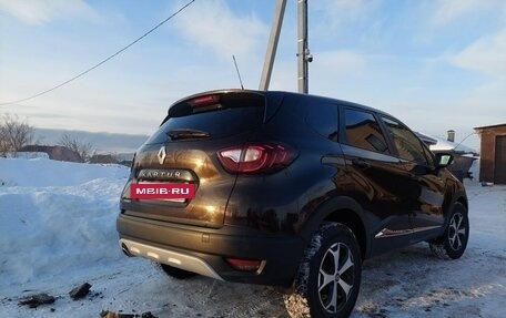 Renault Kaptur I рестайлинг, 2017 год, 1 315 000 рублей, 6 фотография