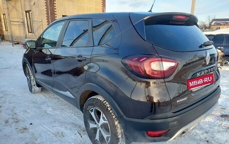 Renault Kaptur I рестайлинг, 2017 год, 1 315 000 рублей, 5 фотография