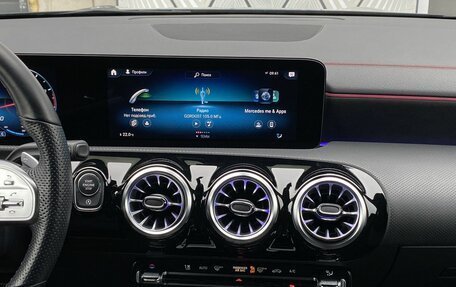 Mercedes-Benz CLA, 2022 год, 4 199 000 рублей, 12 фотография