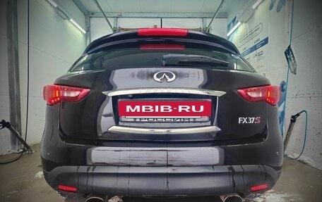 Infiniti FX II, 2011 год, 1 900 000 рублей, 4 фотография