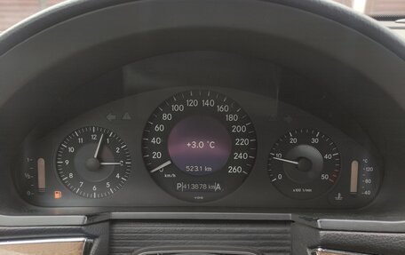 Mercedes-Benz E-Класс, 2003 год, 680 000 рублей, 20 фотография