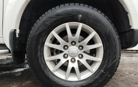 Mitsubishi Pajero Sport II рестайлинг, 2013 год, 1 599 111 рублей, 13 фотография