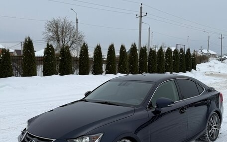 Lexus IS III, 2018 год, 2 370 000 рублей, 3 фотография