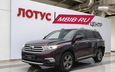 Toyota Highlander III, 2013 год, 2 395 000 рублей, 1 фотография