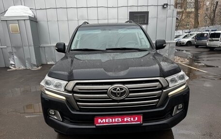 Toyota Land Cruiser 200, 2019 год, 7 350 000 рублей, 1 фотография