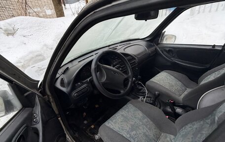 Chevrolet Niva I рестайлинг, 2004 год, 160 000 рублей, 4 фотография