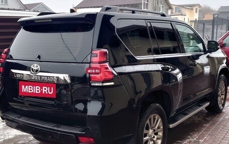 Toyota Land Cruiser Prado 150 рестайлинг 2, 2019 год, 4 700 000 рублей, 6 фотография