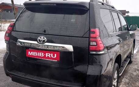 Toyota Land Cruiser Prado 150 рестайлинг 2, 2019 год, 4 700 000 рублей, 3 фотография