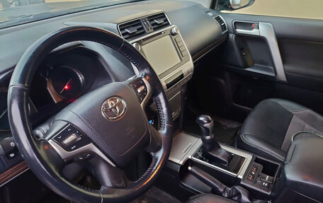 Toyota Land Cruiser Prado 150 рестайлинг 2, 2019 год, 4 700 000 рублей, 19 фотография