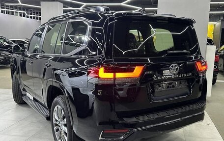 Toyota Land Cruiser, 2025 год, 18 400 000 рублей, 2 фотография