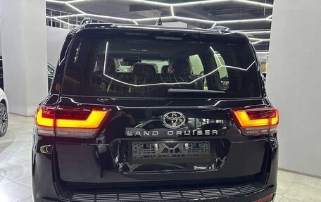 Toyota Land Cruiser, 2025 год, 18 400 000 рублей, 3 фотография