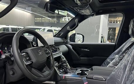 Toyota Land Cruiser, 2025 год, 18 400 000 рублей, 5 фотография