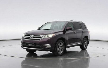Toyota Highlander III, 2013 год, 2 395 000 рублей, 4 фотография