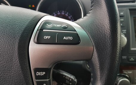 Toyota Highlander III, 2013 год, 2 395 000 рублей, 16 фотография