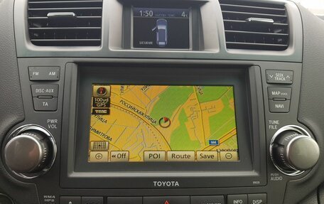 Toyota Highlander III, 2013 год, 2 395 000 рублей, 18 фотография