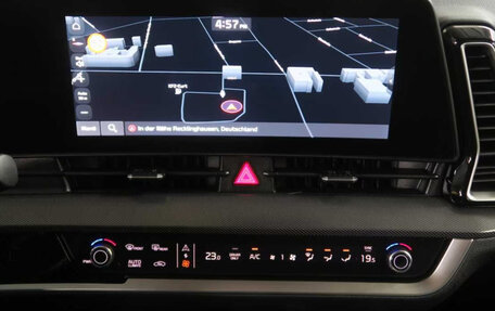 KIA Sportage IV рестайлинг, 2024 год, 4 200 000 рублей, 16 фотография