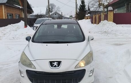 Peugeot 308 II, 2010 год, 350 000 рублей, 2 фотография