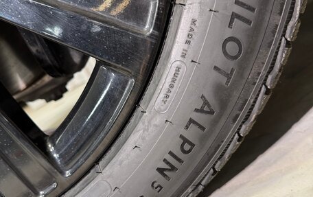 Land Rover Range Rover IV рестайлинг, 2025 год, 26 250 000 рублей, 21 фотография