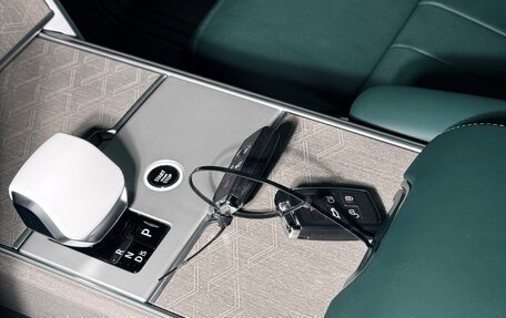 Land Rover Range Rover IV рестайлинг, 2025 год, 26 250 000 рублей, 32 фотография