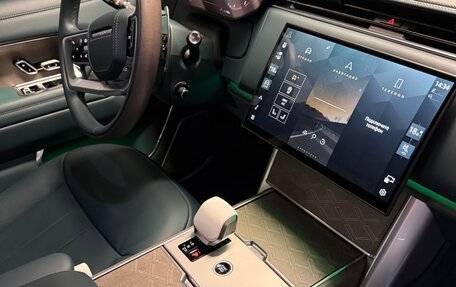 Land Rover Range Rover IV рестайлинг, 2025 год, 26 250 000 рублей, 29 фотография