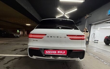 Genesis GV70, 2021 год, 5 200 000 рублей, 8 фотография