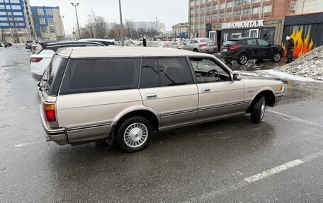 Toyota Crown, 1989 год, 600 000 рублей, 8 фотография