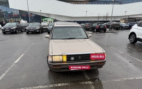Toyota Crown, 1989 год, 600 000 рублей, 2 фотография