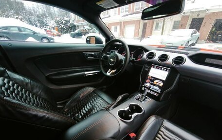 Ford Mustang VI рестайлинг, 2016 год, 2 399 000 рублей, 12 фотография