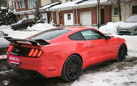 Ford Mustang VI рестайлинг, 2016 год, 2 399 000 рублей, 6 фотография