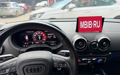 Audi A3, 2018 год, 2 300 000 рублей, 21 фотография