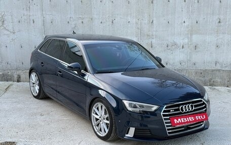 Audi A3, 2018 год, 2 300 000 рублей, 26 фотография