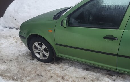 Volkswagen Golf IV, 1998 год, 230 000 рублей, 2 фотография