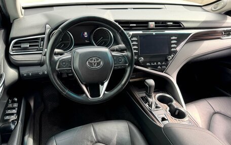 Toyota Camry, 2019 год, 2 949 000 рублей, 7 фотография