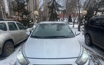 Hyundai Solaris II рестайлинг, 2013 год, 645 000 рублей, 1 фотография