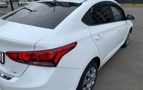 Hyundai Solaris II рестайлинг, 2017 год, 1 350 000 рублей, 5 фотография