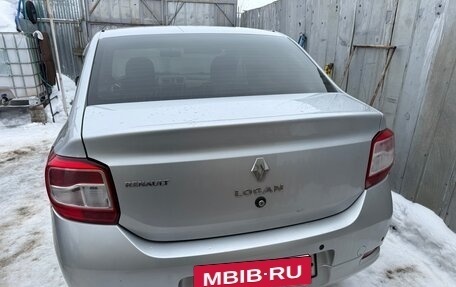 Renault Logan II, 2016 год, 680 000 рублей, 4 фотография