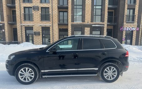 Volkswagen Touareg III, 2012 год, 2 500 000 рублей, 2 фотография