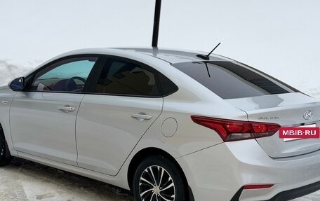 Hyundai Solaris II рестайлинг, 2017 год, 1 355 000 рублей, 6 фотография