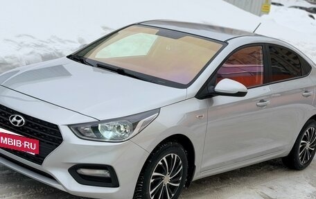 Hyundai Solaris II рестайлинг, 2017 год, 1 355 000 рублей, 3 фотография