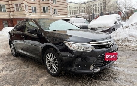 Toyota Camry, 2016 год, 1 870 000 рублей, 3 фотография