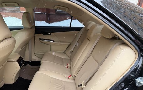 Toyota Camry, 2016 год, 1 870 000 рублей, 12 фотография