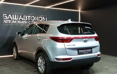 KIA Sportage IV рестайлинг, 2017 год, 1 985 000 рублей, 6 фотография