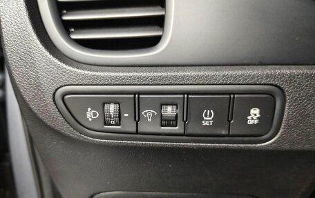 KIA Rio IV, 2017 год, 1 349 000 рублей, 9 фотография