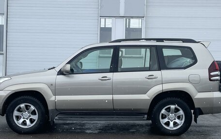 Toyota Land Cruiser Prado 120 рестайлинг, 2004 год, 1 599 000 рублей, 2 фотография