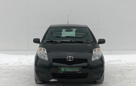 Toyota Yaris III рестайлинг, 2009 год, 660 000 рублей, 2 фотография