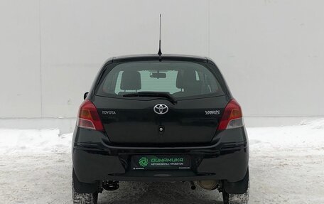 Toyota Yaris III рестайлинг, 2009 год, 660 000 рублей, 6 фотография
