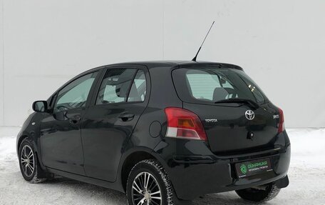Toyota Yaris III рестайлинг, 2009 год, 660 000 рублей, 7 фотография