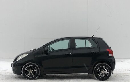 Toyota Yaris III рестайлинг, 2009 год, 660 000 рублей, 8 фотография